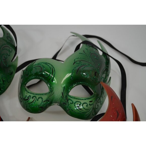 Masquerade Ball Mask Lot of 4 Red Green Glitter Peacock Feathers Plastic - Picture 3 of 9